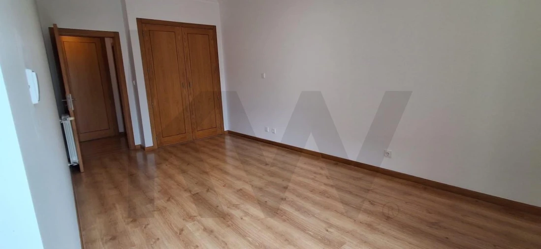 Apartamento T3 para Arrendamento em Odivelas Foto 43