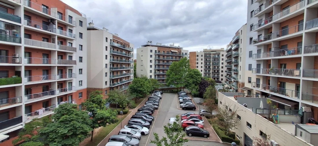 Apartamento T3 para Arrendamento em Odivelas Foto 9