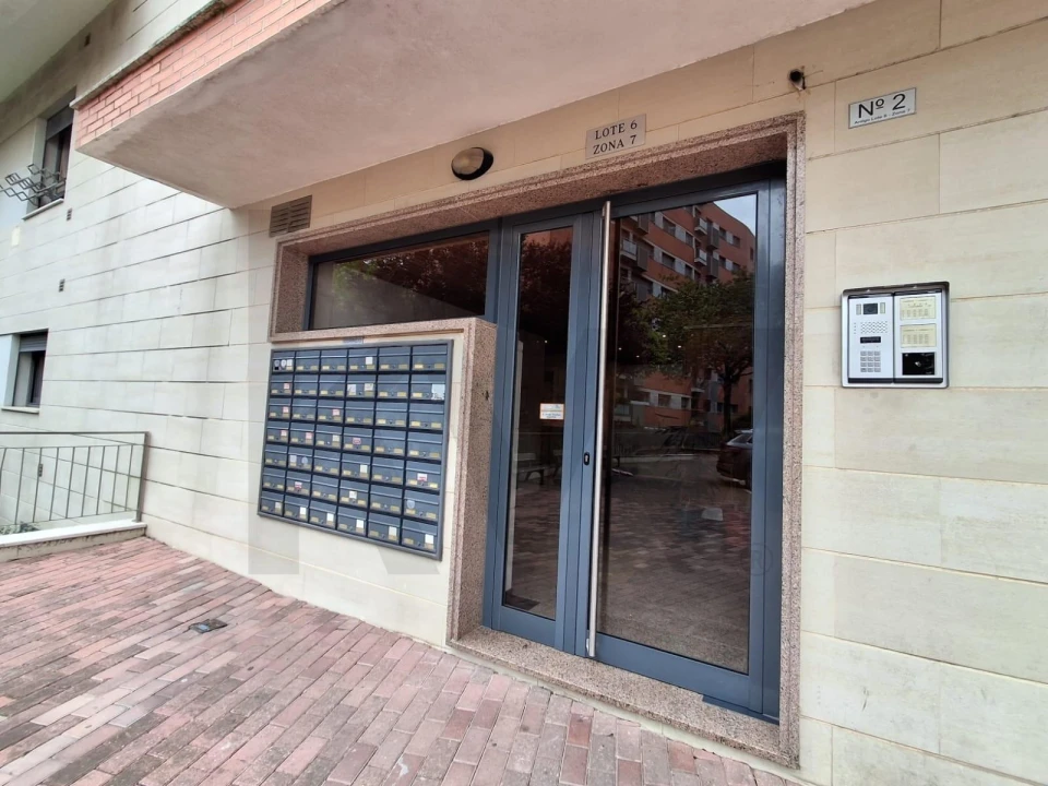 Apartamento T3 para Arrendamento em Odivelas Foto 6