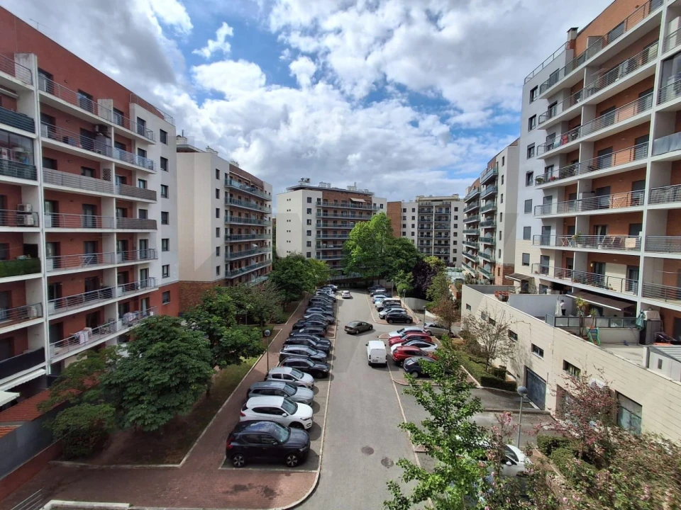 Apartamento T3 para Arrendamento em Odivelas Foto 2