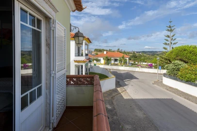 Moradia T4 para Venda em Carvoeira