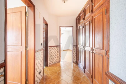 Apartamento T3 para Venda em Charneca de Caparica e Sobreda