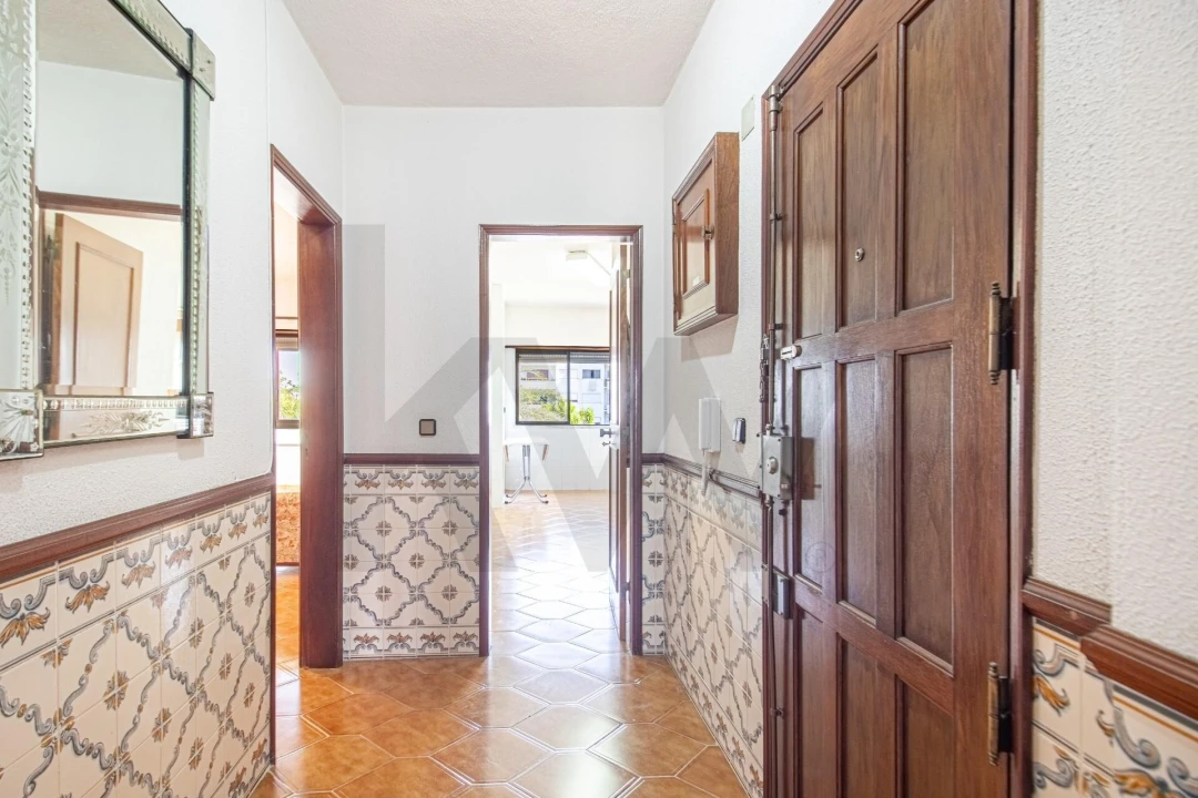 Apartamento T3 para Venda em Charneca de Caparica e Sobreda Foto 12