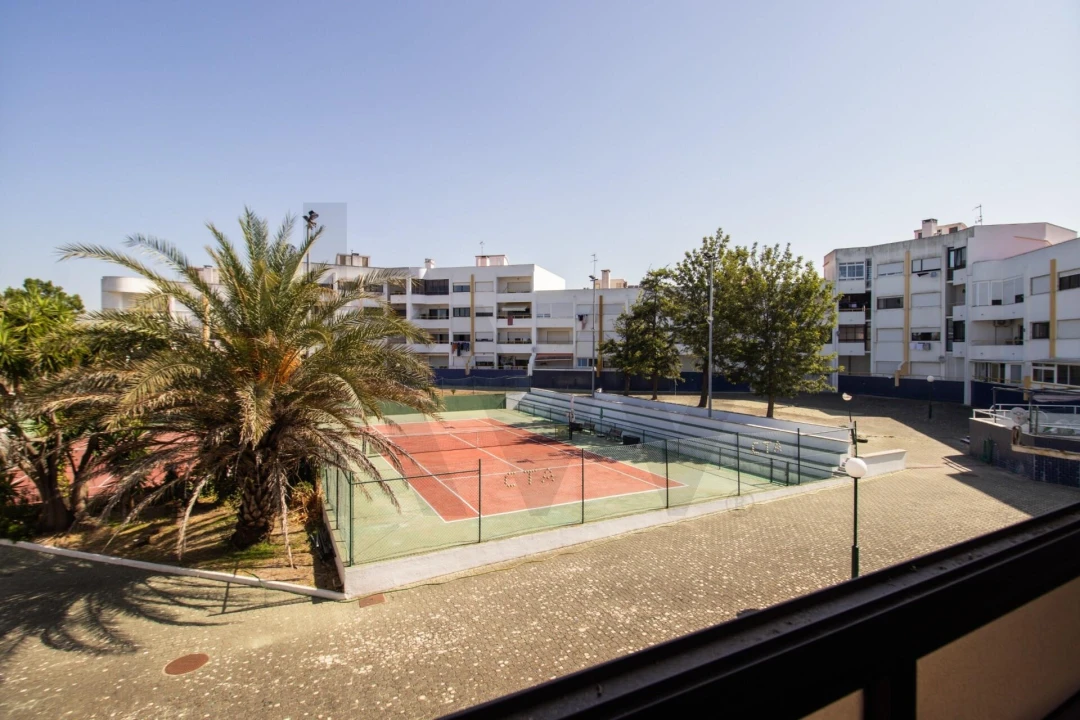 Apartamento T3 para Venda em Charneca de Caparica e Sobreda Foto 6