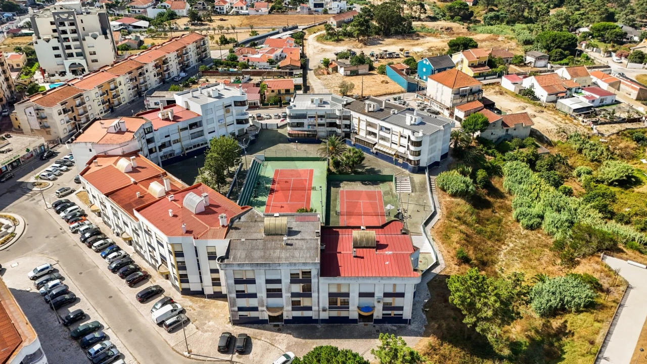 Apartamento T3 para Venda em Charneca de Caparica e Sobreda Foto 30