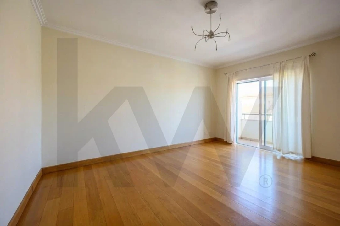 Apartamento T3 para Venda em Cascais e Estoril Foto 4
