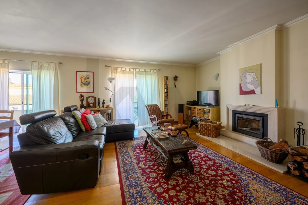 Apartamento T3 para Venda em Cascais e Estoril Foto 4
