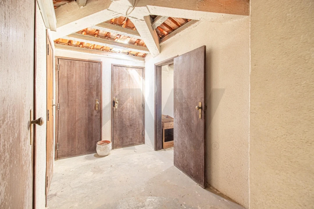 Apartamento T1 para Venda em Charneca de Caparica e Sobreda Foto 18