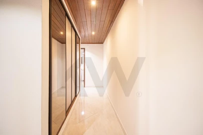Apartamento T1 para Venda em Charneca de Caparica e Sobreda