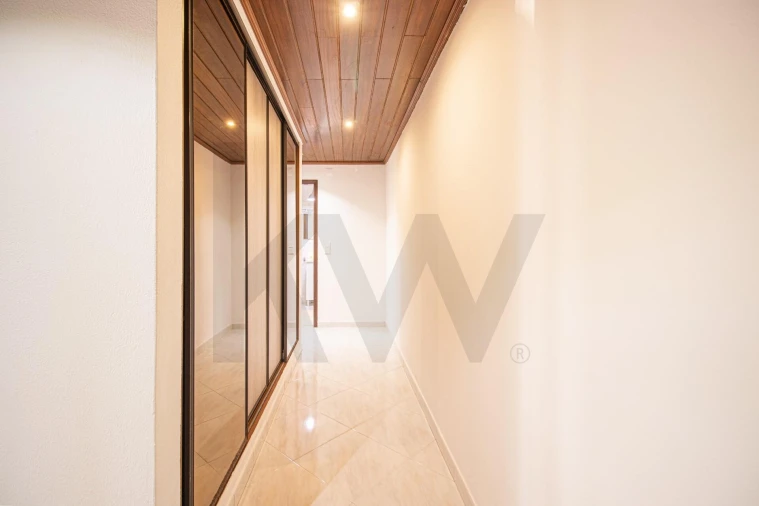 Apartamento T1 para Venda em Charneca de Caparica e Sobreda Foto 12