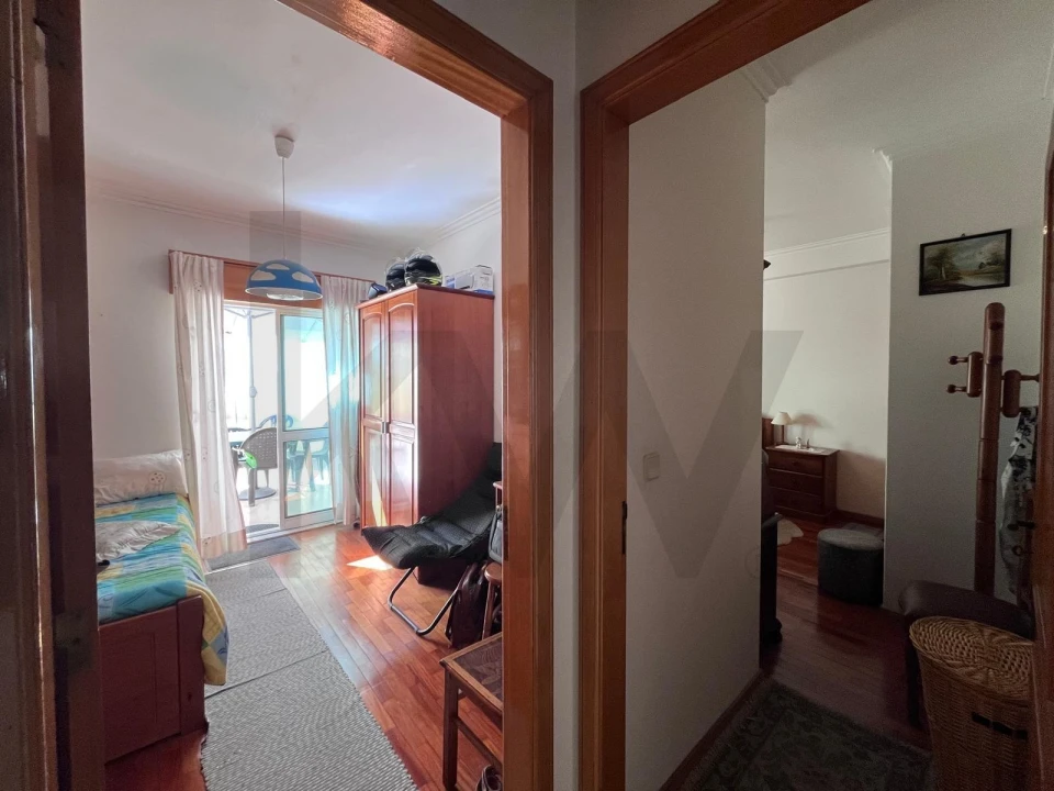 Apartamento T2 para Venda em Rio de Mouro Foto 16