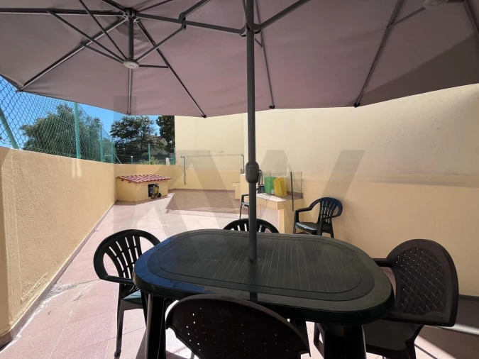 Apartamento T2 para Venda em Rio de Mouro Foto 3