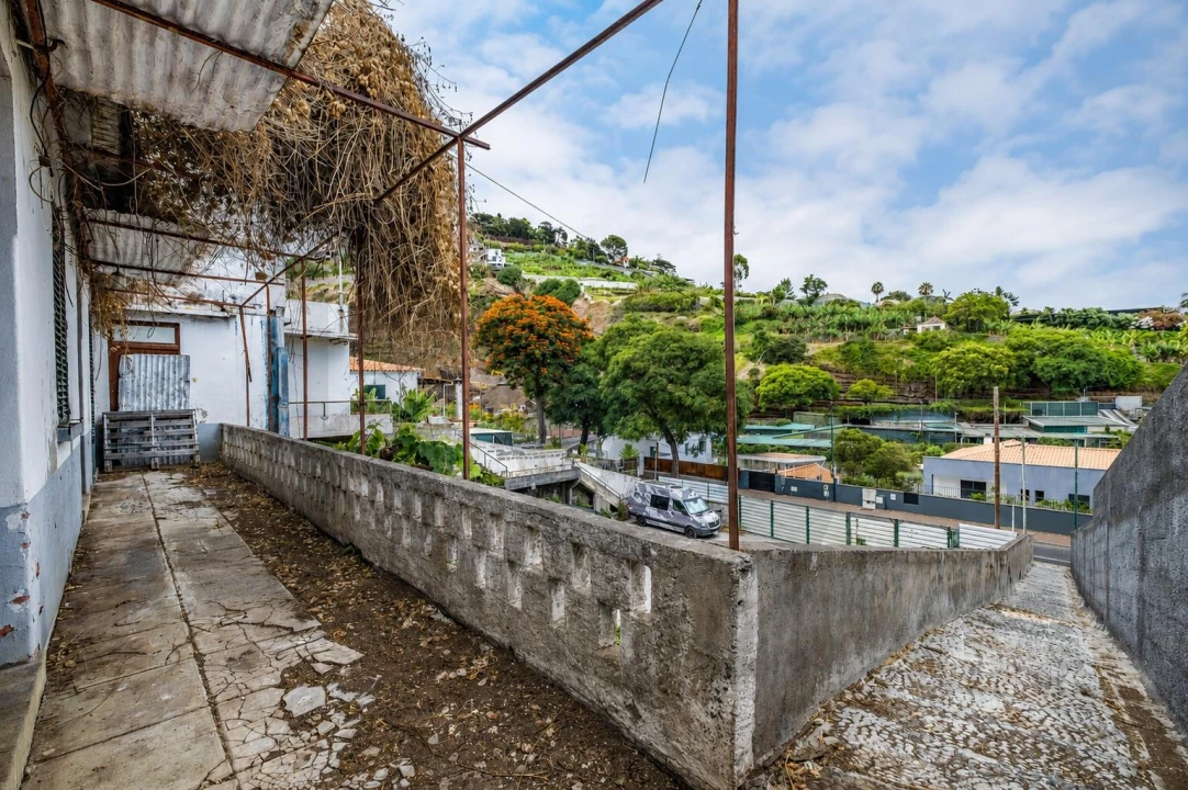 Moradia T3 para Venda em São Martinho Foto 3