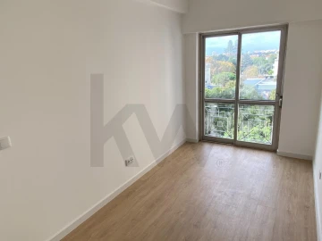 Apartamento T3 para Arrendamento em Oeiras e São Julião da Barra, Paço de Arcos e Caxias