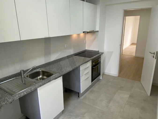 Apartamento T3 para Arrendamento em Oeiras e São Julião da Barra, Paço de Arcos e Caxias Foto 6