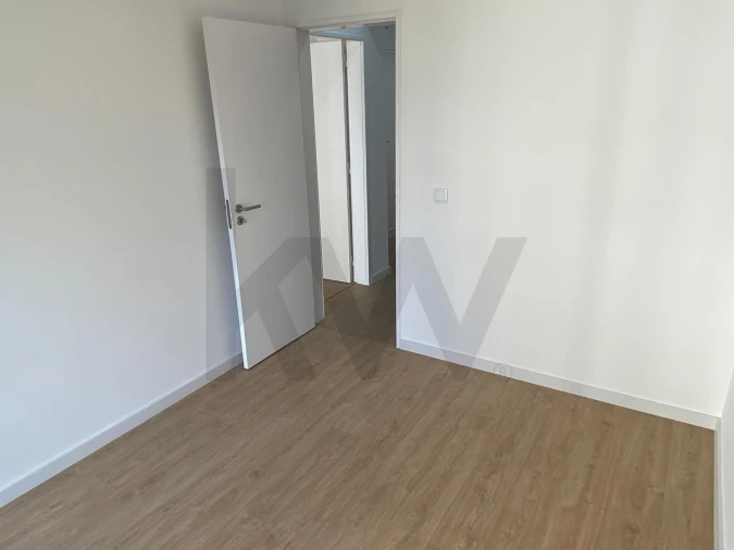Apartamento T3 para Arrendamento em Oeiras e São Julião da Barra, Paço de Arcos e Caxias Foto 37