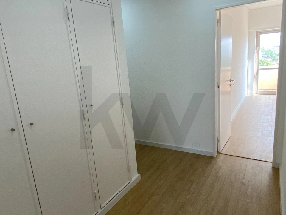 Apartamento T3 para Arrendamento em Oeiras e São Julião da Barra, Paço de Arcos e Caxias Foto 39
