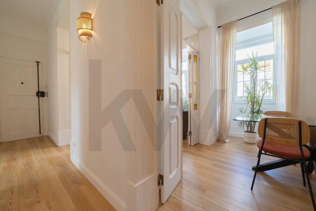 Apartamento T2 para Venda em Santo António Foto 14