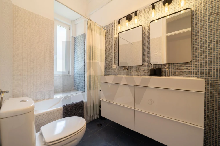 Apartamento T2 para Venda em Santo António Foto 15