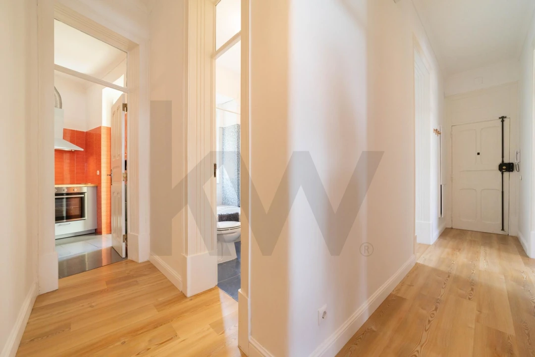 Apartamento T2 para Venda em Santo António Foto 9