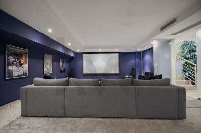 Moradia T5 para Venda em Lumiar