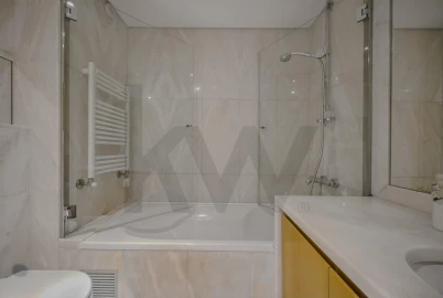 Moradia T5 para Venda em Lumiar