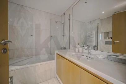 Moradia T5 para Venda em Lumiar