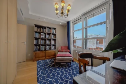 Moradia T5 para Venda em Lumiar