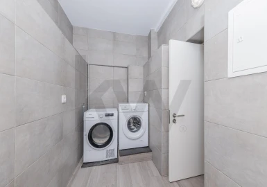 Apartamento T3 para Arrendamento em Oeiras e São Julião da Barra, Paço de Arcos e Caxias