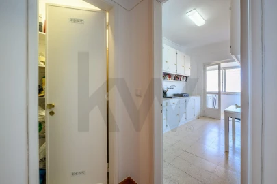 Apartamento T1 para Venda em Algés, Linda-A-Velha e Cruz Quebrada-Dafundo