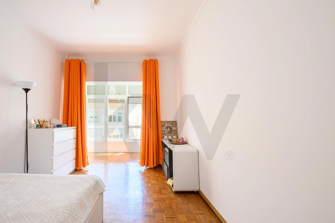 Apartamento T1 para Venda em Algés, Linda-A-Velha e Cruz Quebrada-Dafundo Foto 4