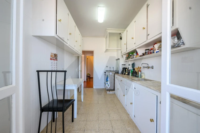 Apartamento T1 para Venda em Algés, Linda-A-Velha e Cruz Quebrada-Dafundo Foto 17
