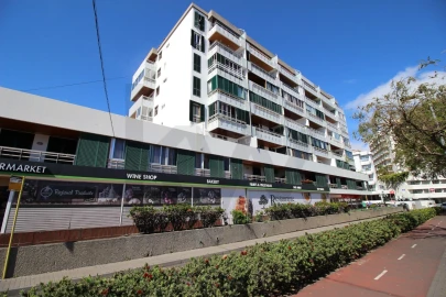 Apartamento T1 para Arrendamento em São Martinho