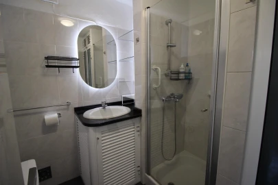 Apartamento T1 para Arrendamento em São Martinho