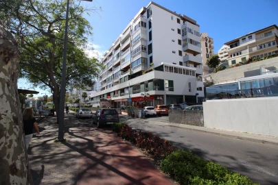 Apartamento T1 para Arrendamento em São Martinho