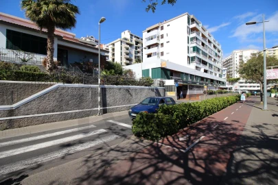Apartamento T1 para Arrendamento em São Martinho