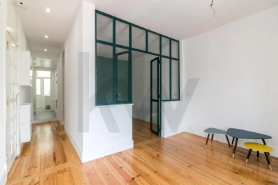 Apartamento T1 para Arrendamento em Alcantara