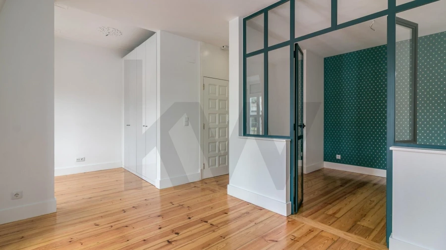 Apartamento T1 para Arrendamento em Alcantara