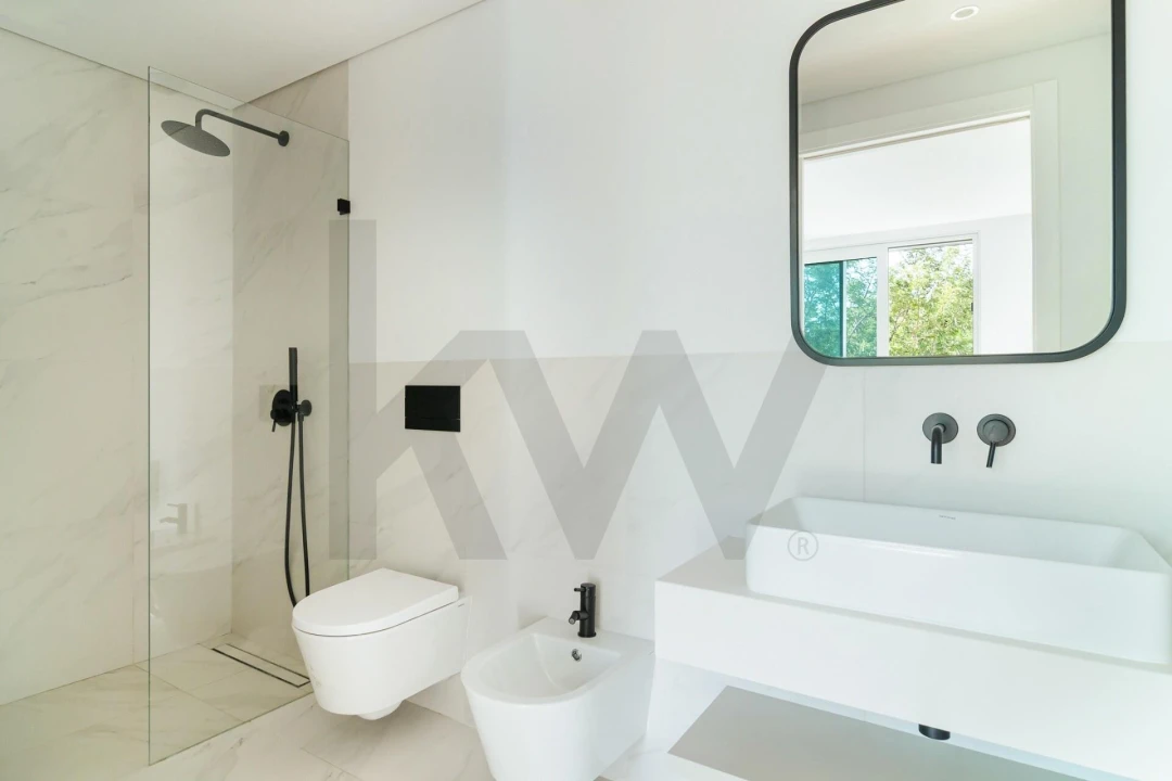 Apartamento T2 para Arrendamento em Carnide Foto 18