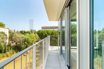 Apartamento T2 para Arrendamento em Carnide