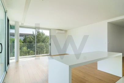 Apartamento T2 para Arrendamento em Carnide