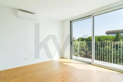 Apartamento T2 para Arrendamento em Carnide