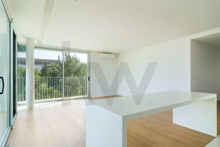 Apartamento T2 para Arrendamento em Carnide Foto 4
