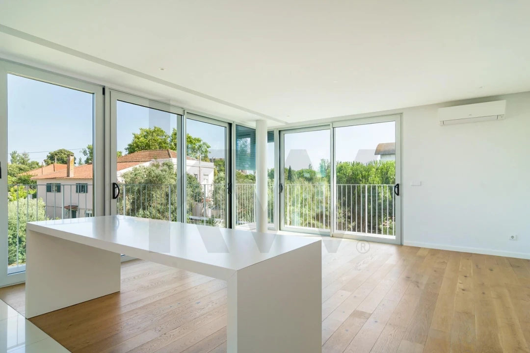 Apartamento T2 para Arrendamento em Carnide Foto 1