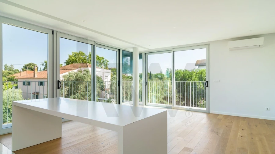 Apartamento T2 para Arrendamento em Carnide