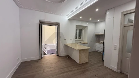 Apartamento T2 para Venda em Misericórdia