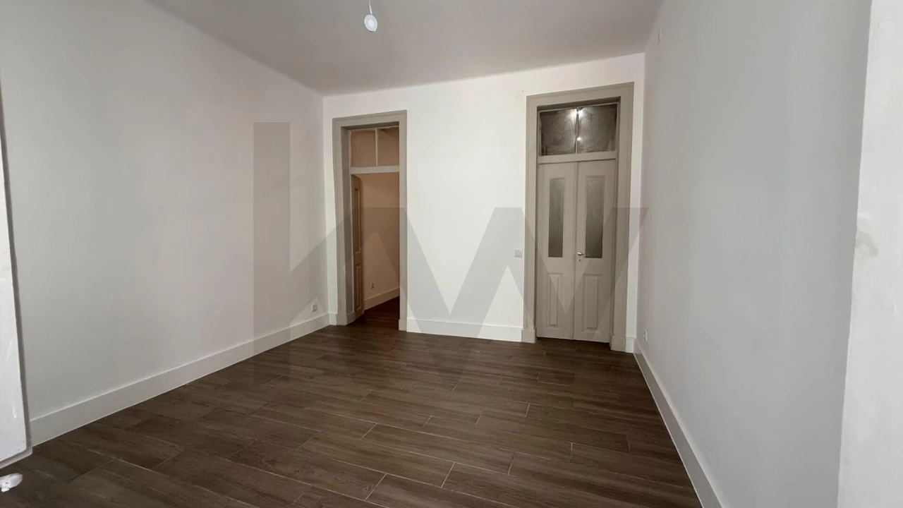 Apartamento T2 para Venda em Misericórdia Foto 15