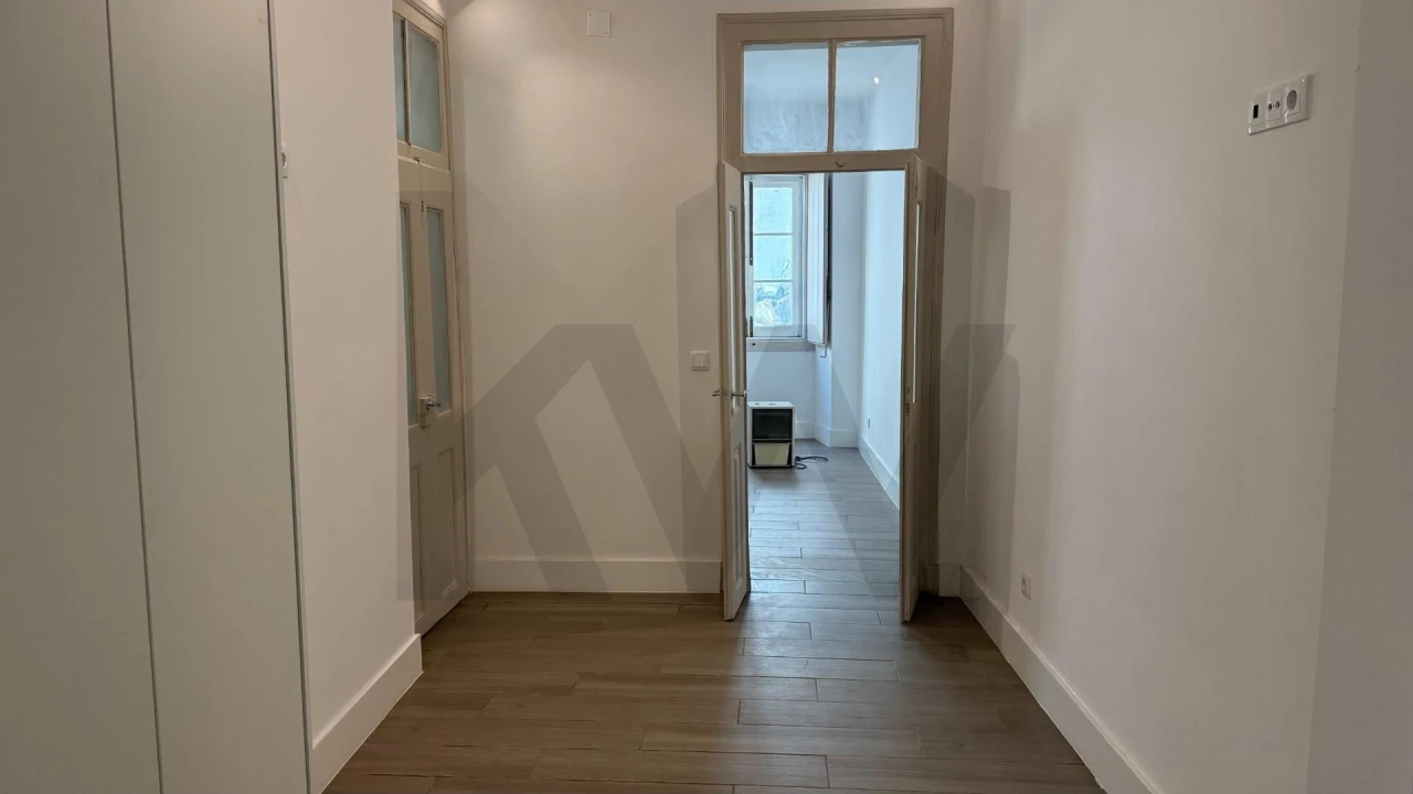 Apartamento T2 para Venda em Misericórdia Foto 16