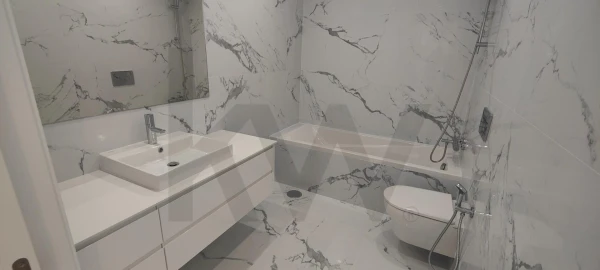 Apartamento T2 para Venda em Venteira