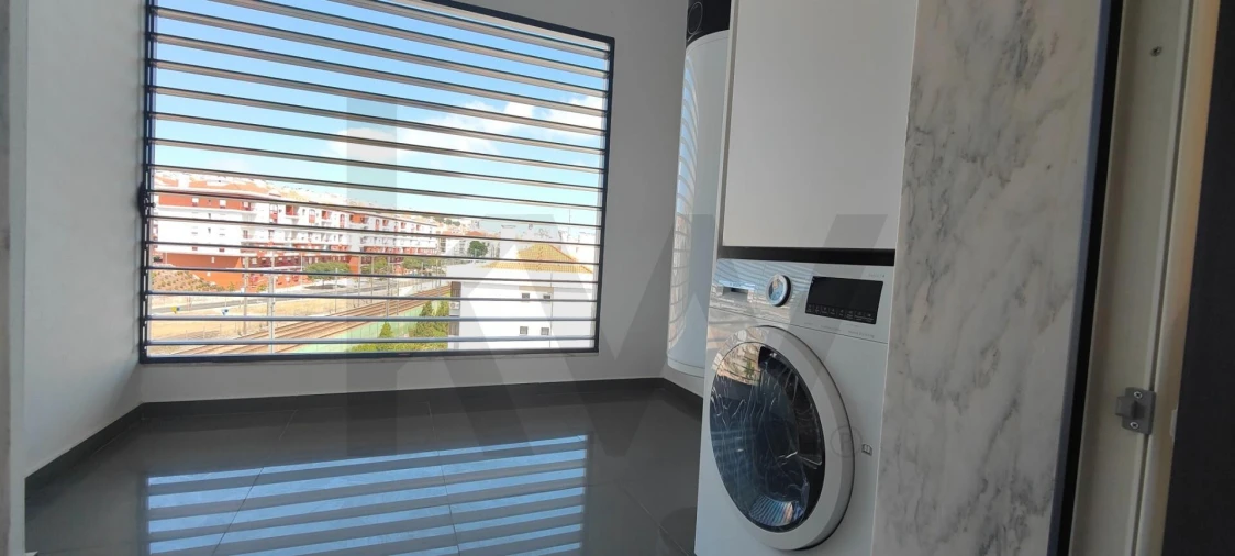 Apartamento T2 para Venda em Venteira Foto 16